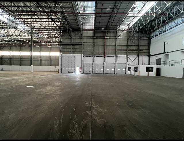 5,418M² WAREHOUSE TO LET IN AIRPORT INDUSTRIA